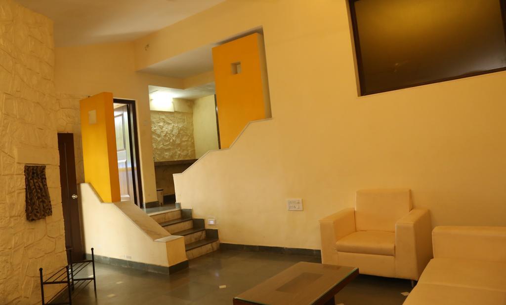 Panoramic Resort Panvel Karnāla Exteriör bild