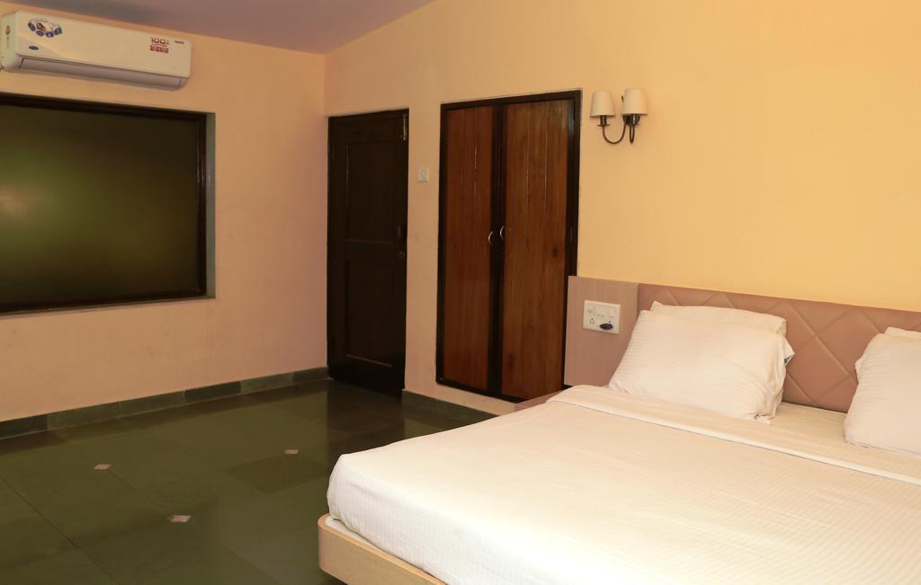 Panoramic Resort Panvel Karnāla Exteriör bild