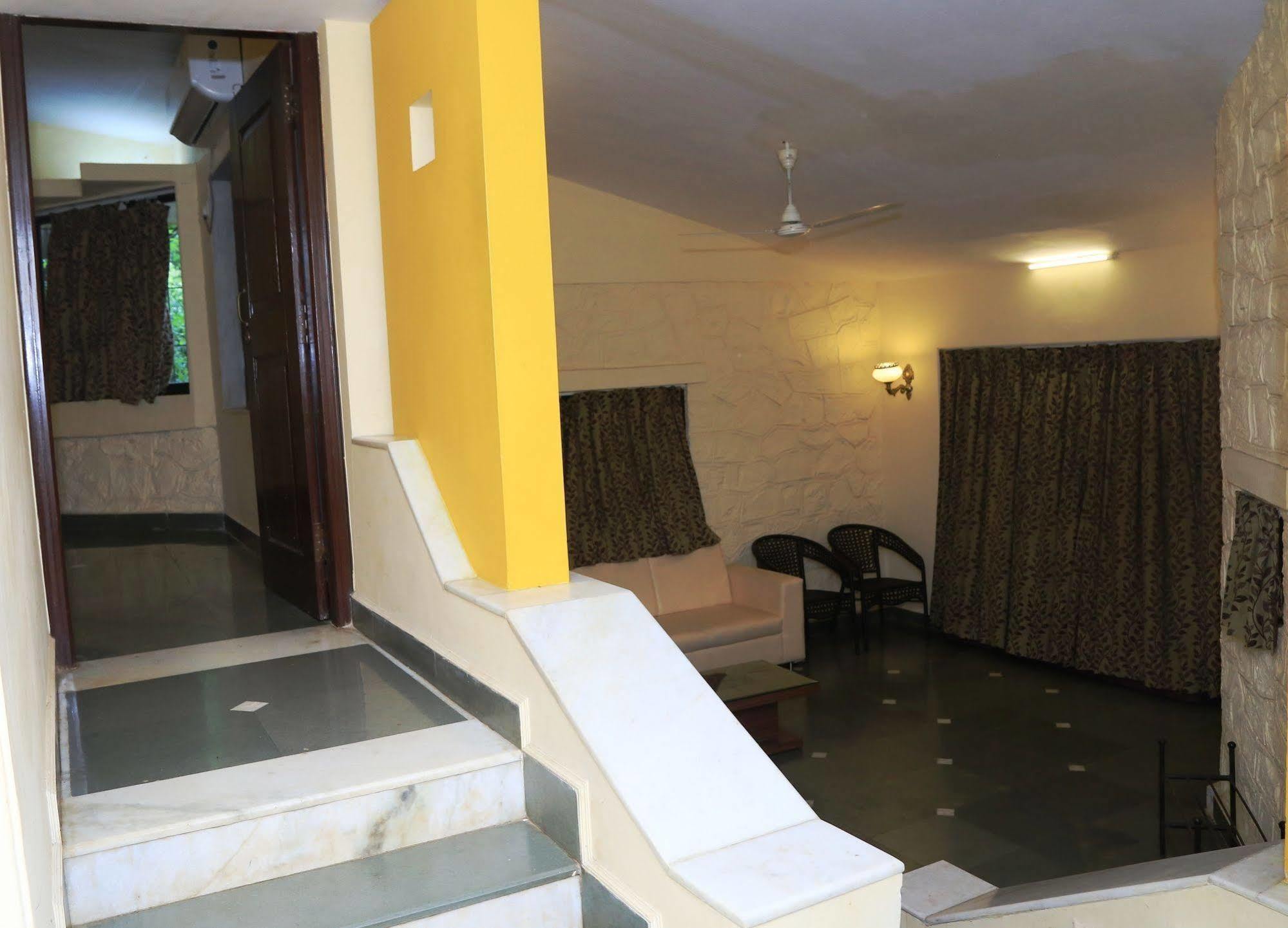 Panoramic Resort Panvel Karnāla Exteriör bild